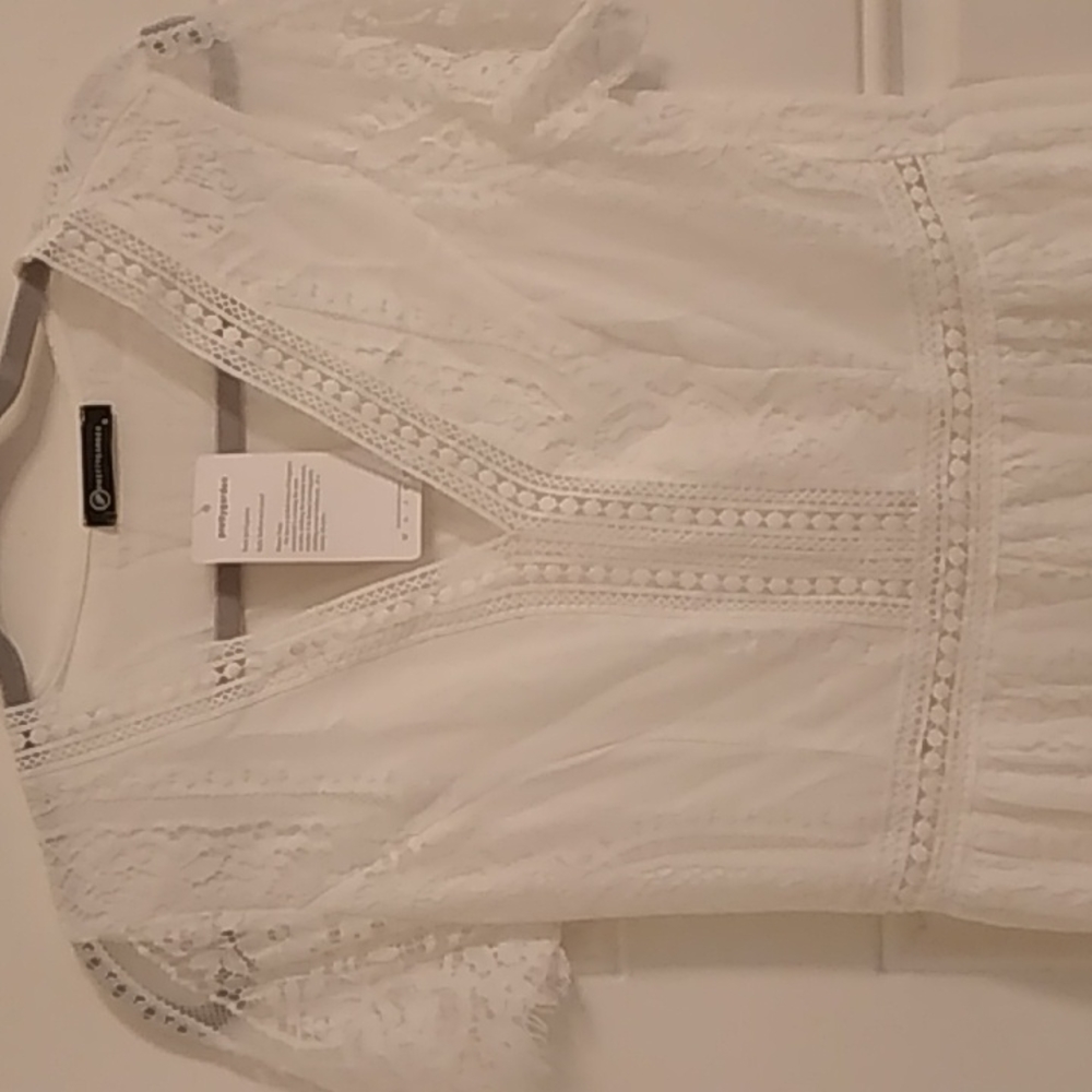 White lace dress